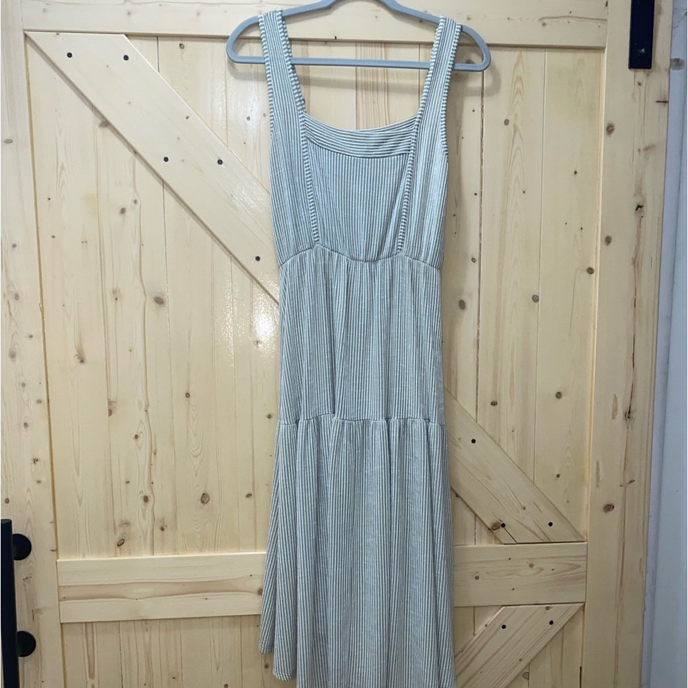 ❤️❤️Caution The Wind Long Hi-Low Maxi Green Striped Dress - Picture 6 of 7